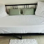 Du Port Avec Jardin Prive Apartment *