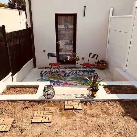 Du Port Avec Jardin Prive Apartment *